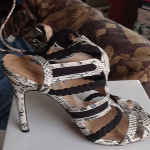 Nika, Black and Snake skin, size 9